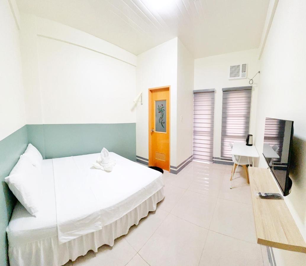 Verra Inn Tagaytay City Kültér fotó